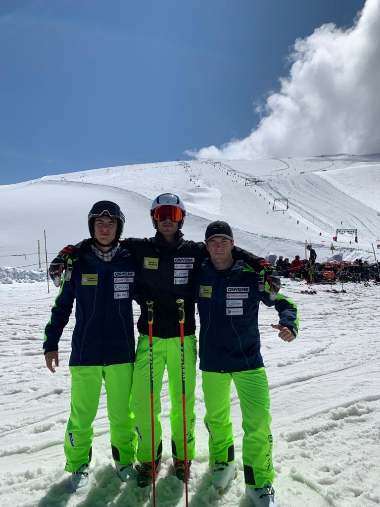 /tmp/164186_Cornella, Rius i Gabriel, a Les Deux Alpes.jpeg